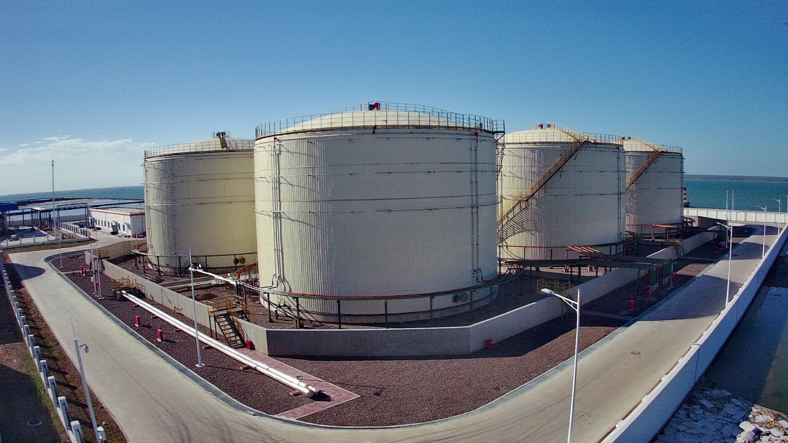 《港坤能源赋》